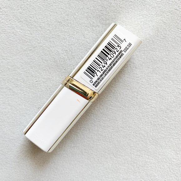 L'Oreal Age Perfect Lipstick - Picture 2 of 4